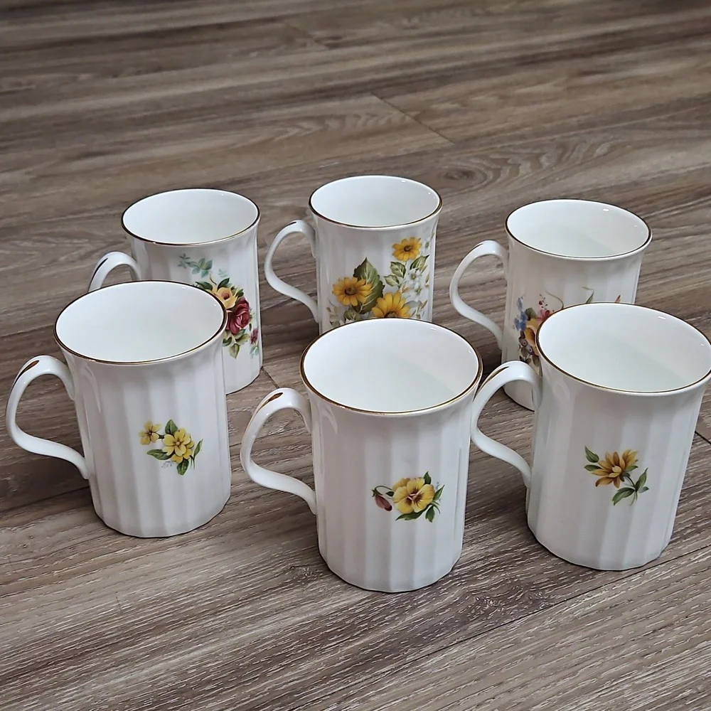 Vintage Staffordshire Queensway Fine Bone China Ribbed Gold Trim Floral Cup Mugs